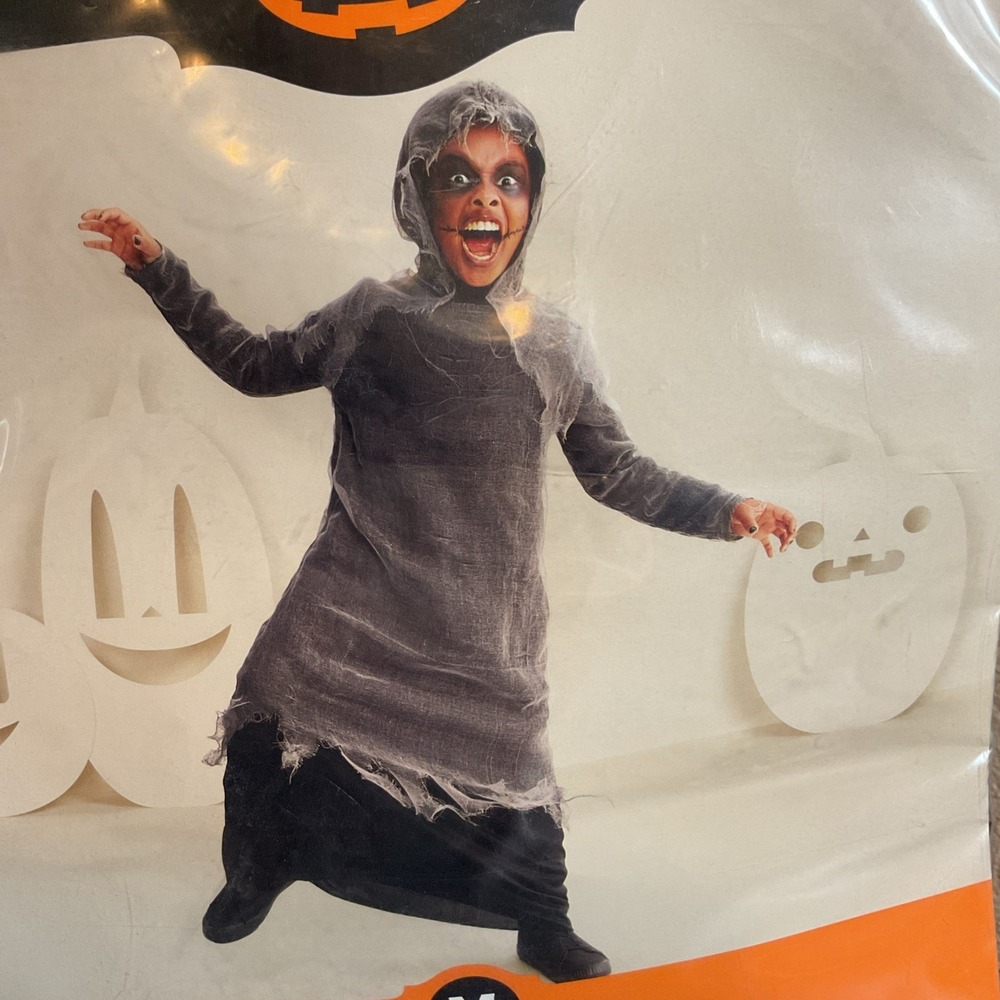 New Boys Creepy Robe Halloween Costume Size Medium (8) Hooded Robe